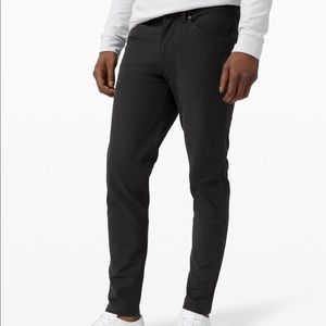 Men’s Authentic Lululemon Clothing!
